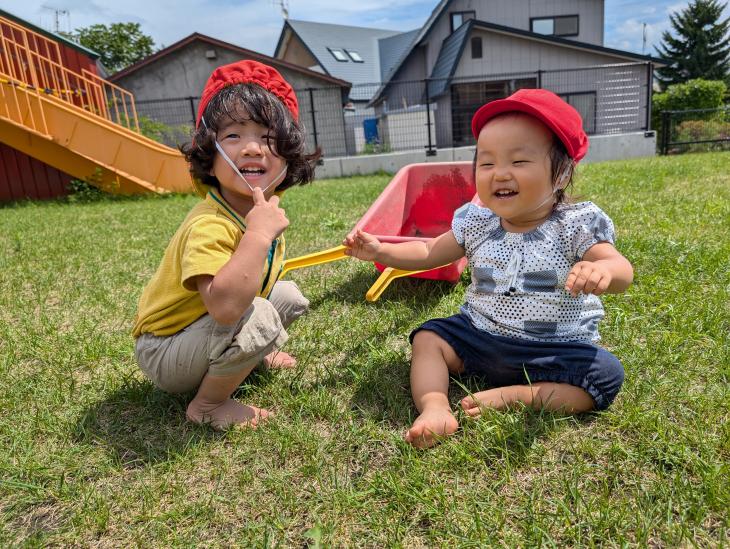 やってみたい!(1・2歳児クラス)|認定こども園 北見のぞみ幼稚園