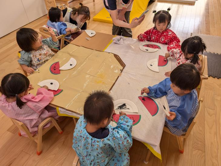 暑い、冷たい！（0・1歳児クラス）｜認定こども園 北見のぞみ幼稚園