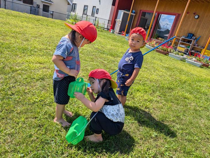 なんだ?(0・1歳児クラス)|認定こども園 北見のぞみ幼稚園